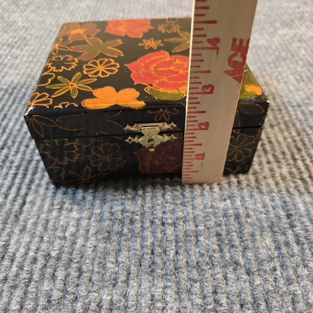 Vintage Jewlery Box Floral‎ Plastic Lucite Hinged
